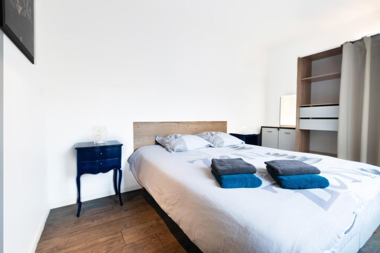 Le Cote Cour Apartment Rodez Exterior photo